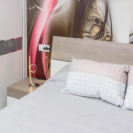 Luxury On The Beach By Rafleys Apartment Malaga